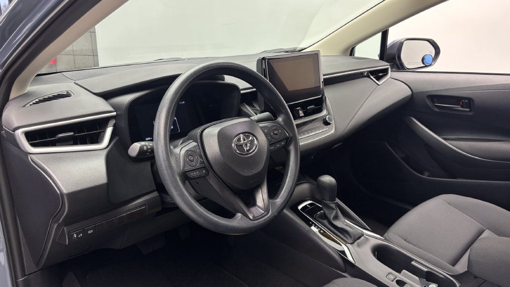 Used 2026 Toyota Corolla LE w/ LE Premium Package FWD image 13