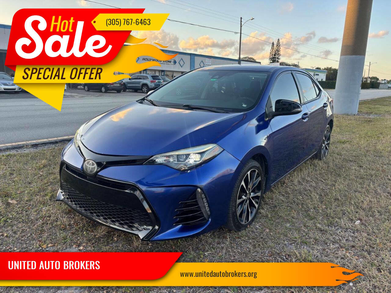 Used 2019 Toyota Corolla SE FWD image 1
