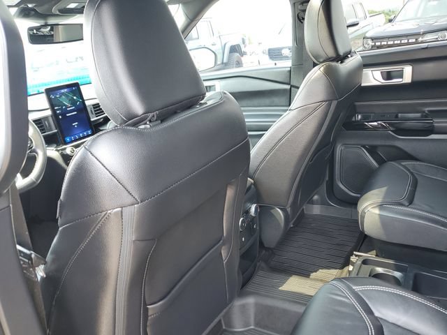 Used 2021 Ford Explorer ST w/ Equipment Group 401A AWD/4WD image 14