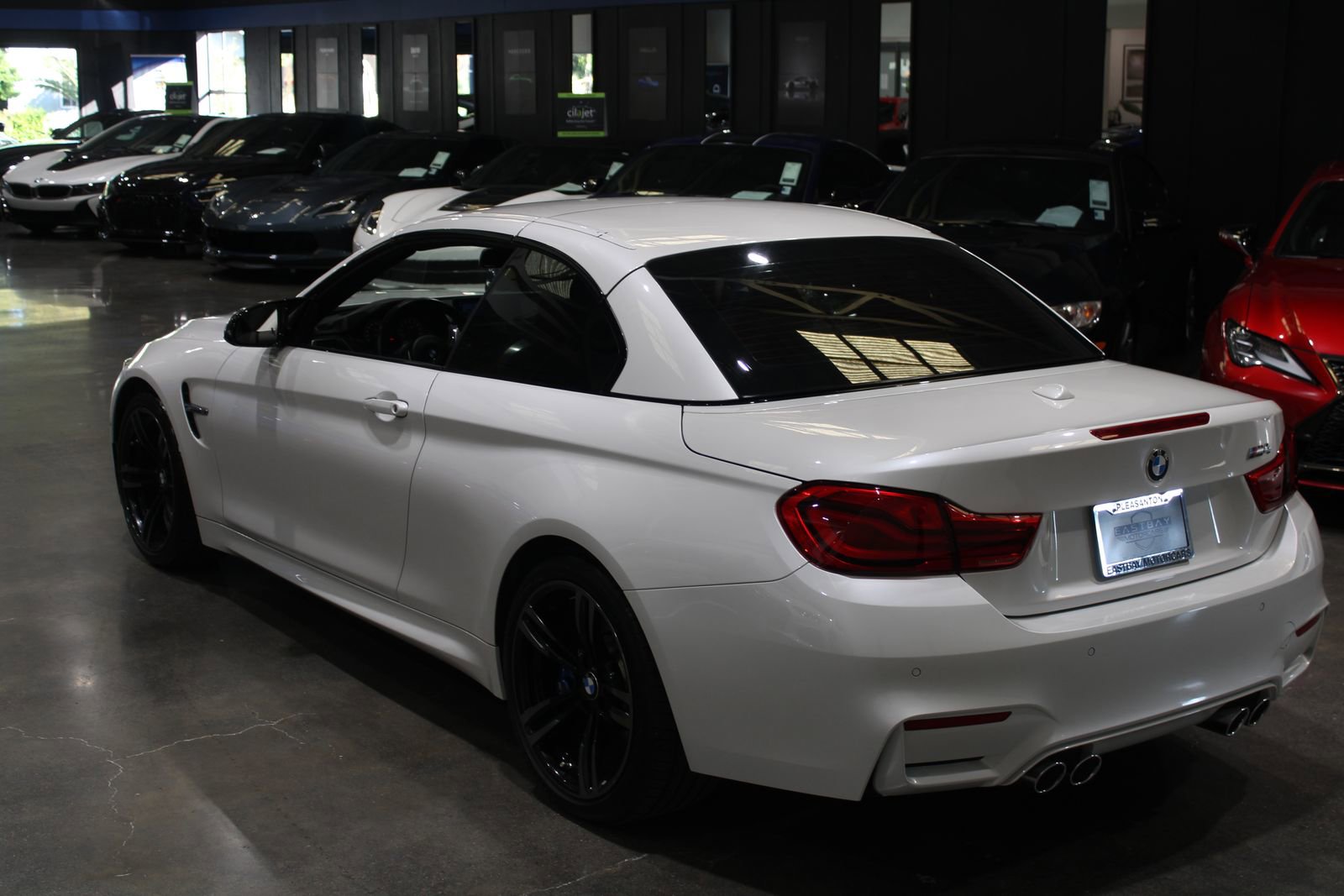 Used 2019 BMW M4 Convertible w/ Executive Package image 14