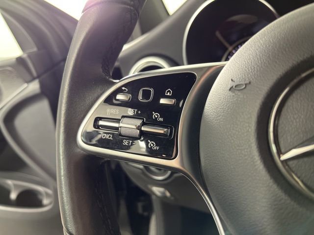 Used 2022 Mercedes-Benz GLC 300 image 22