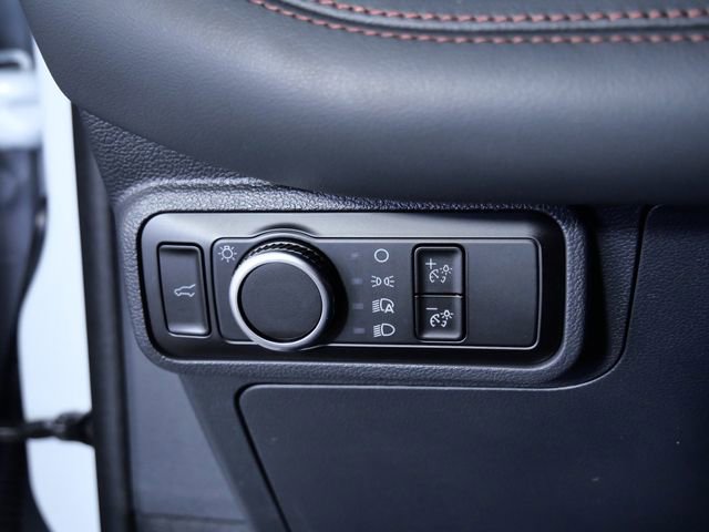 Certified 2025 Ford Explorer Active image 23