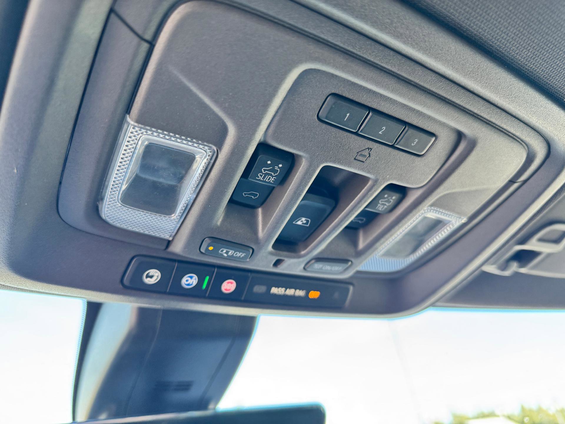 Used 2021 Chevrolet Silverado 1500 LTZ w/ LTZ Premium Package image 39