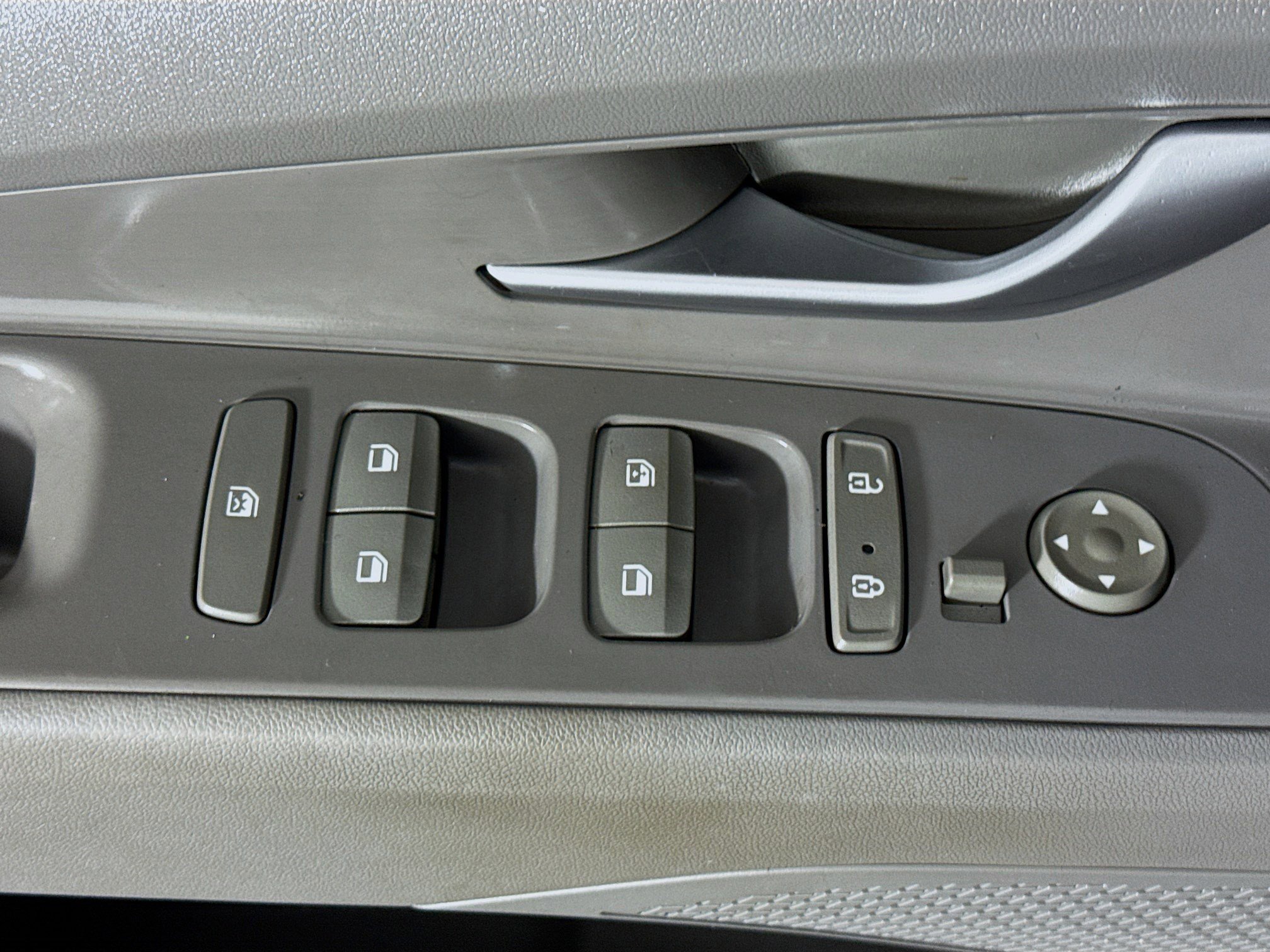 Used 2022 Hyundai Elantra SEL w/ Convenience Package FWD image 24