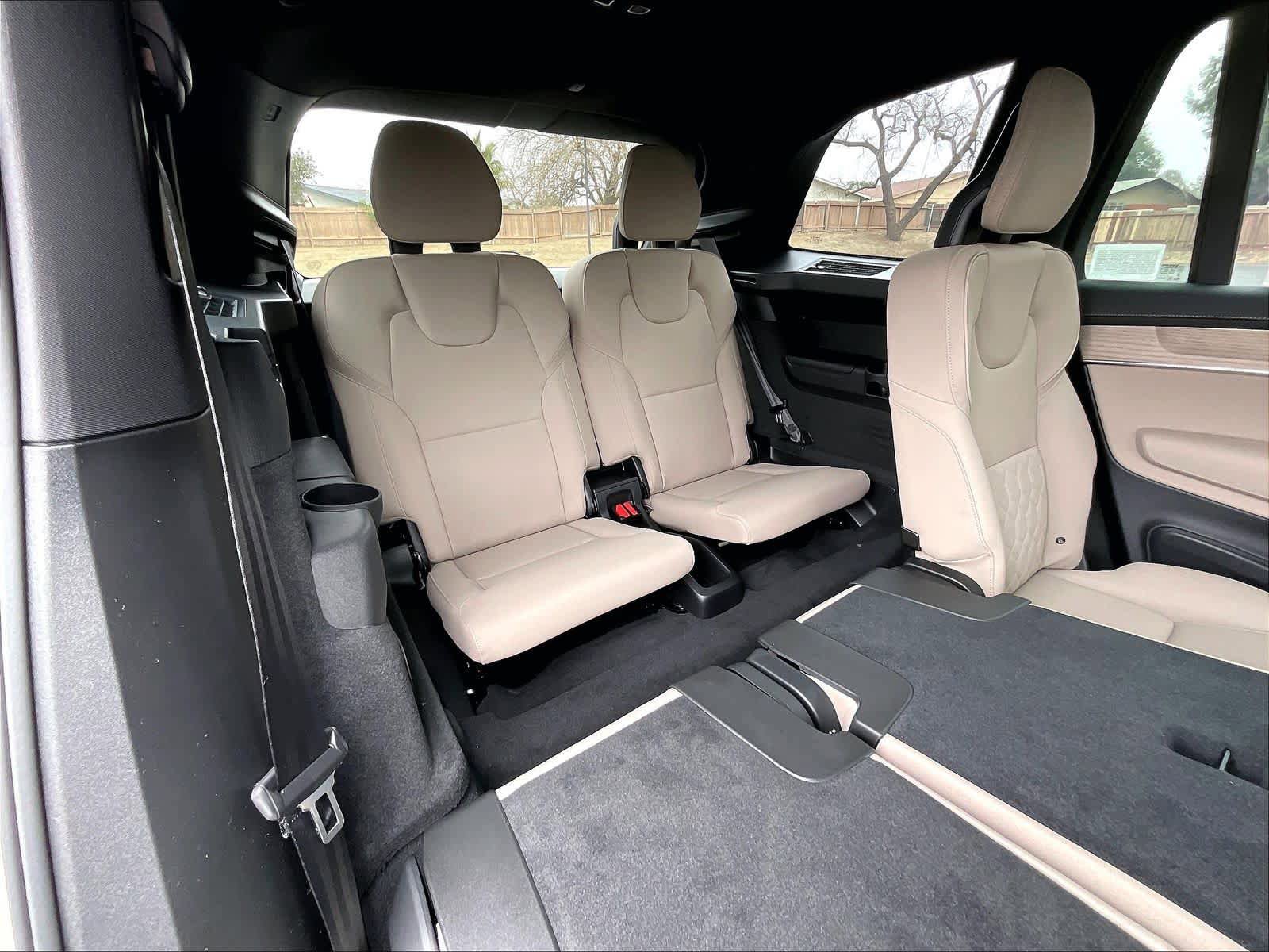 New 2026 Volvo XC90 T8 Plus w/ Protection Package AWD/4WD image 28
