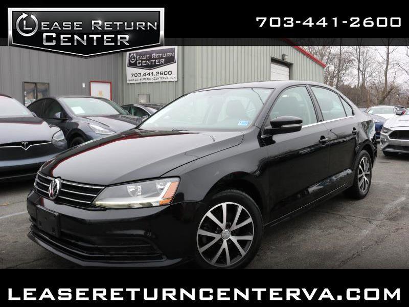 Used 2017 Volkswagen Jetta SE image 1