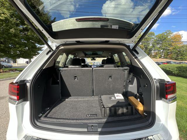 New 2026 Volkswagen Atlas SEL Premium R-Line image 24