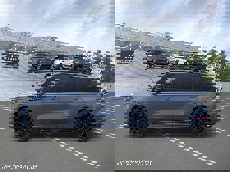 New 2026 Lincoln Aviator Reserve image 3