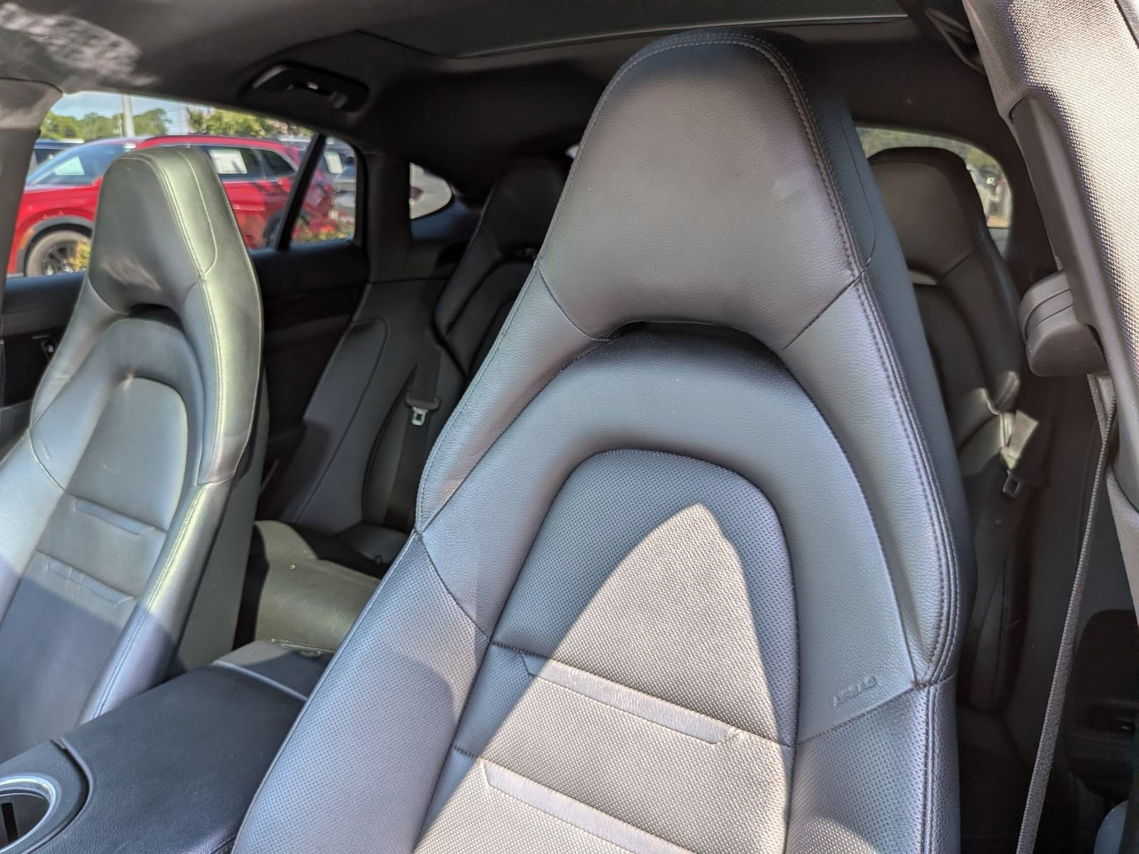 Used 2020 Porsche Panamera RWD image 15