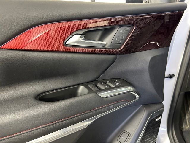 Used 2024 Chevrolet Traverse RS image 17