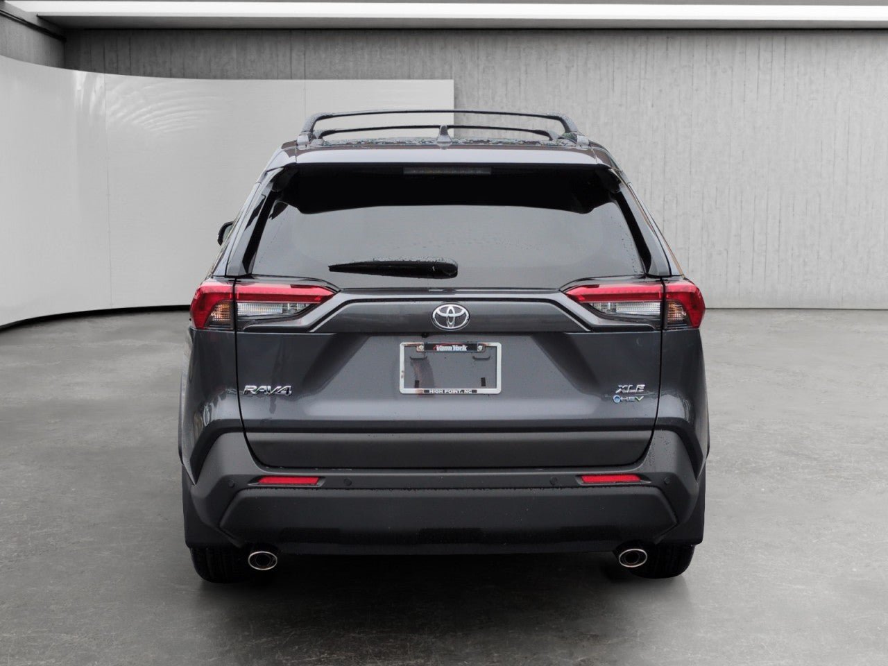 Used 2025 Toyota RAV4 XLE Premium w/ Weather Package AWD/4WD image 6