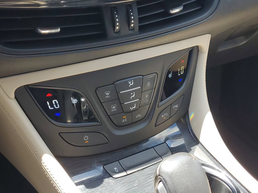 Used 2017 Buick Envision Essence FWD image 29