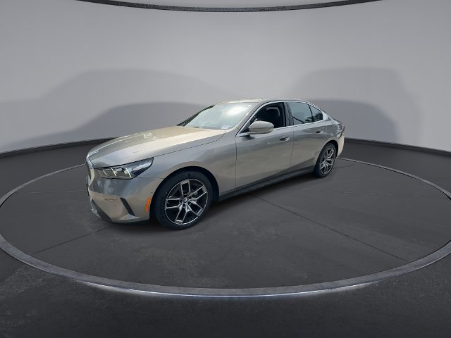 Used 2026 BMW 530i xDrive AWD/4WD image 4