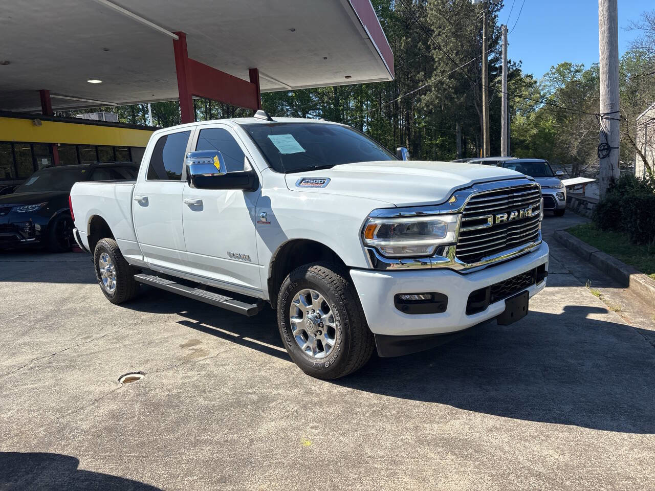 Used 2024 RAM 2500 Laramie w/ Safety Group image 3