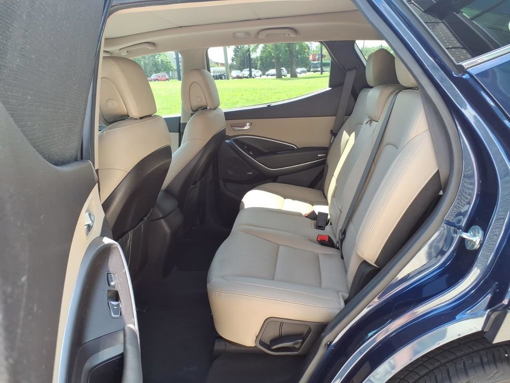 Used 2017 Hyundai Santa Fe Sport w/ 2.4L Tech Package 04 FWD image 25