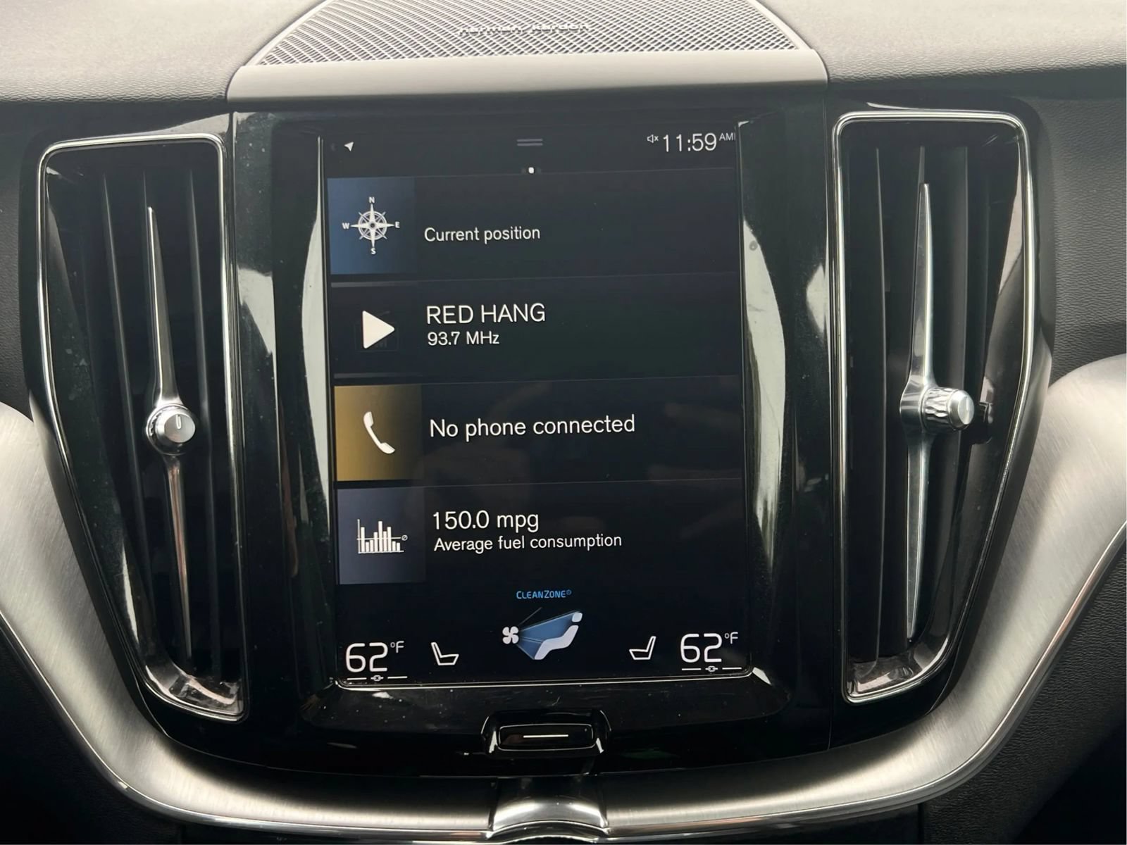 Used 2019 Volvo XC60 T5 Momentum w/ Multimedia Package AWD/4WD image 20
