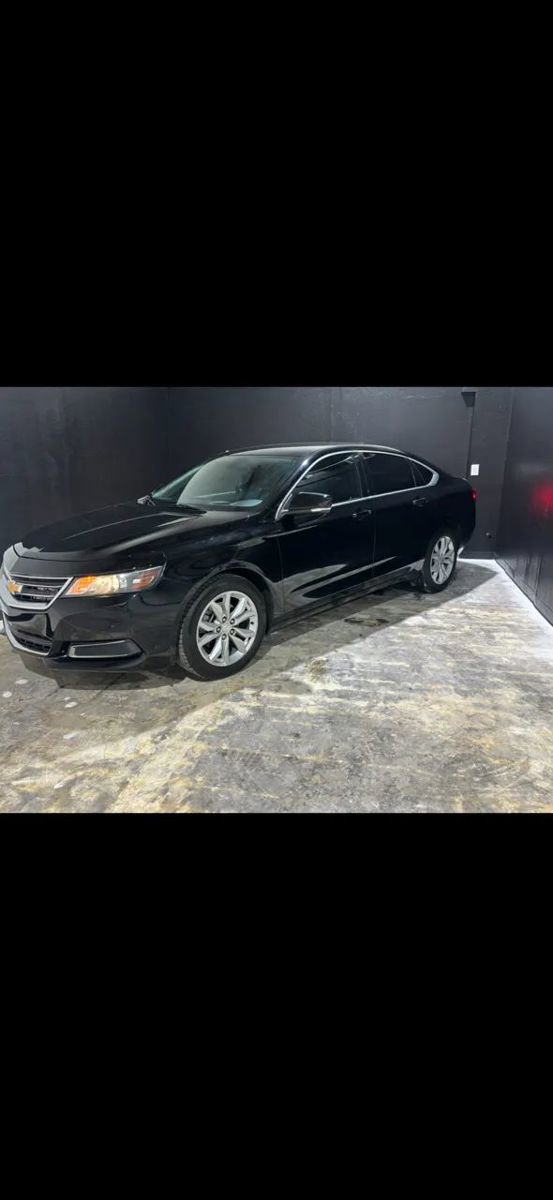 Used 2017 Chevrolet Impala LT w/ Convenience Package image 3