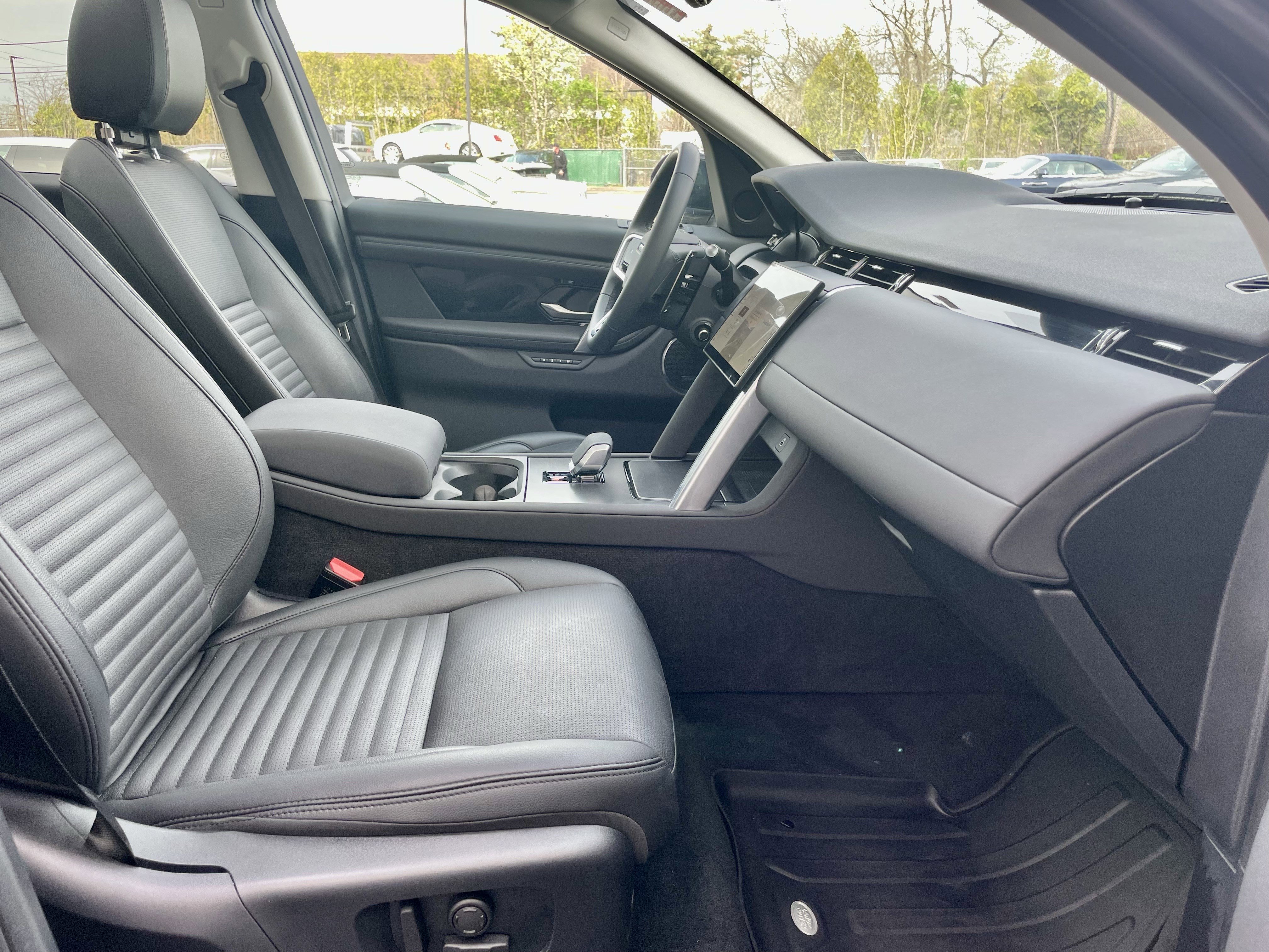 Certified 2024 Land Rover Discovery Sport S image 15