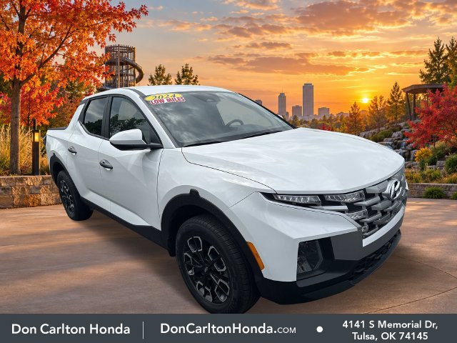 Used 2024 Hyundai Santa Cruz SE FWD image 1