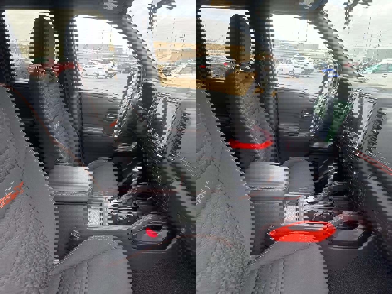 Used 2023 Nissan Frontier Pro-X w/ Technology Package image 27