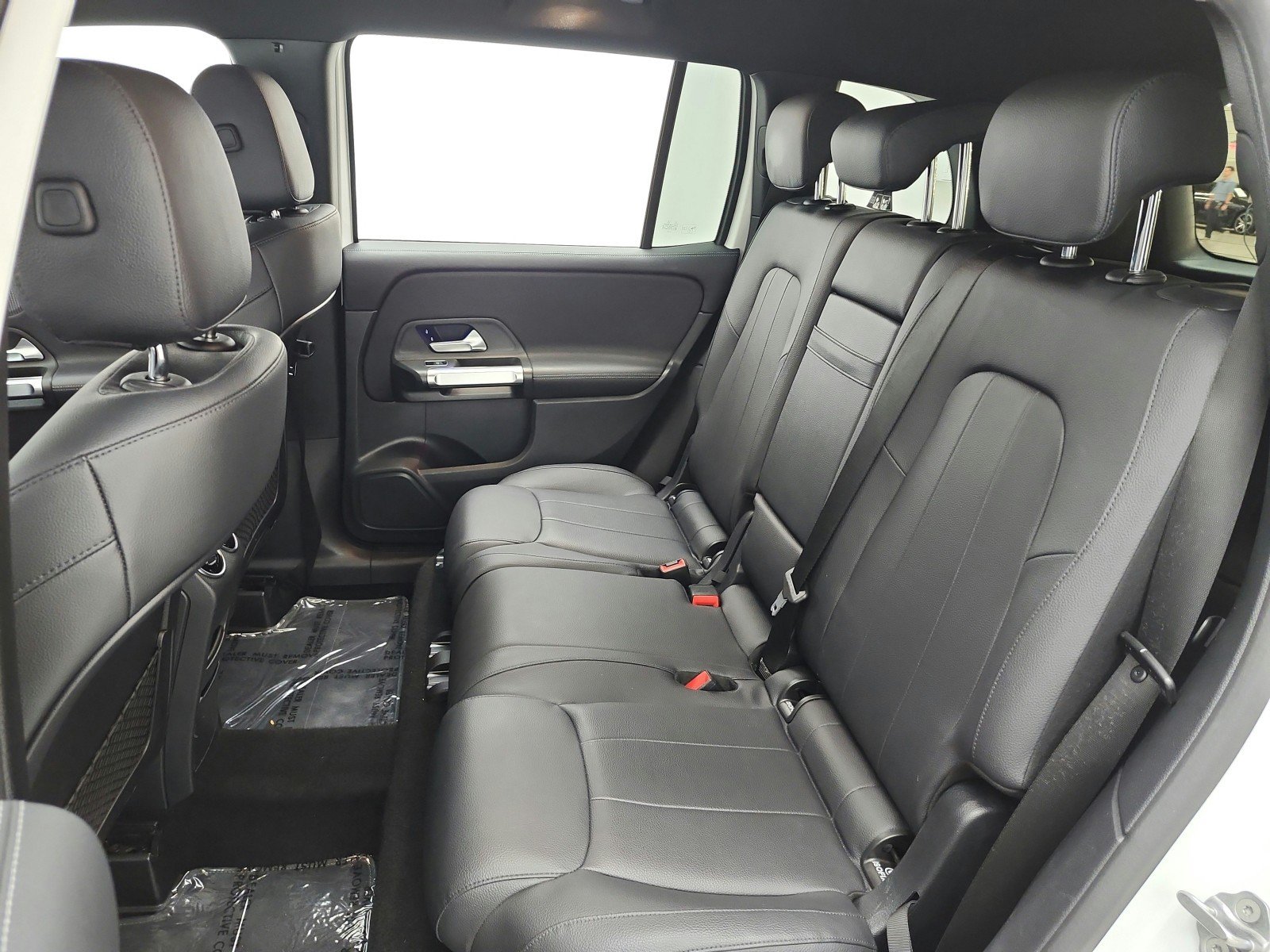Used 2022 Mercedes-Benz GLB 250 image 13