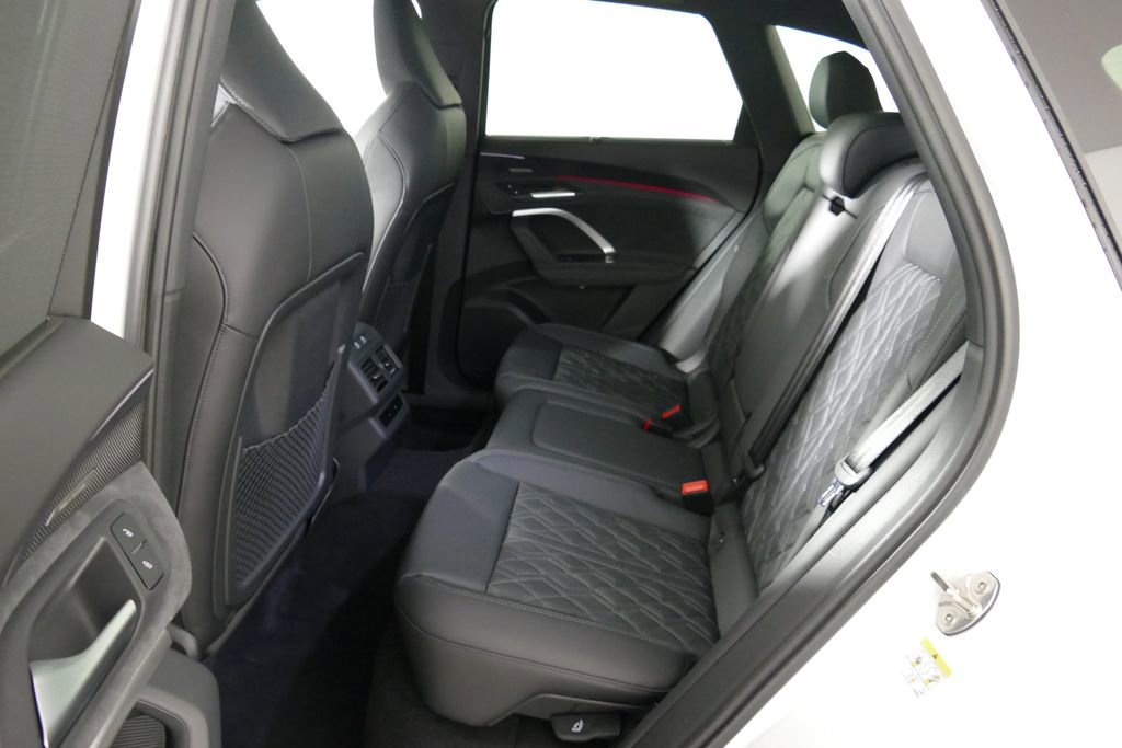 New 2026 Audi SQ5 Premium Plus image 4