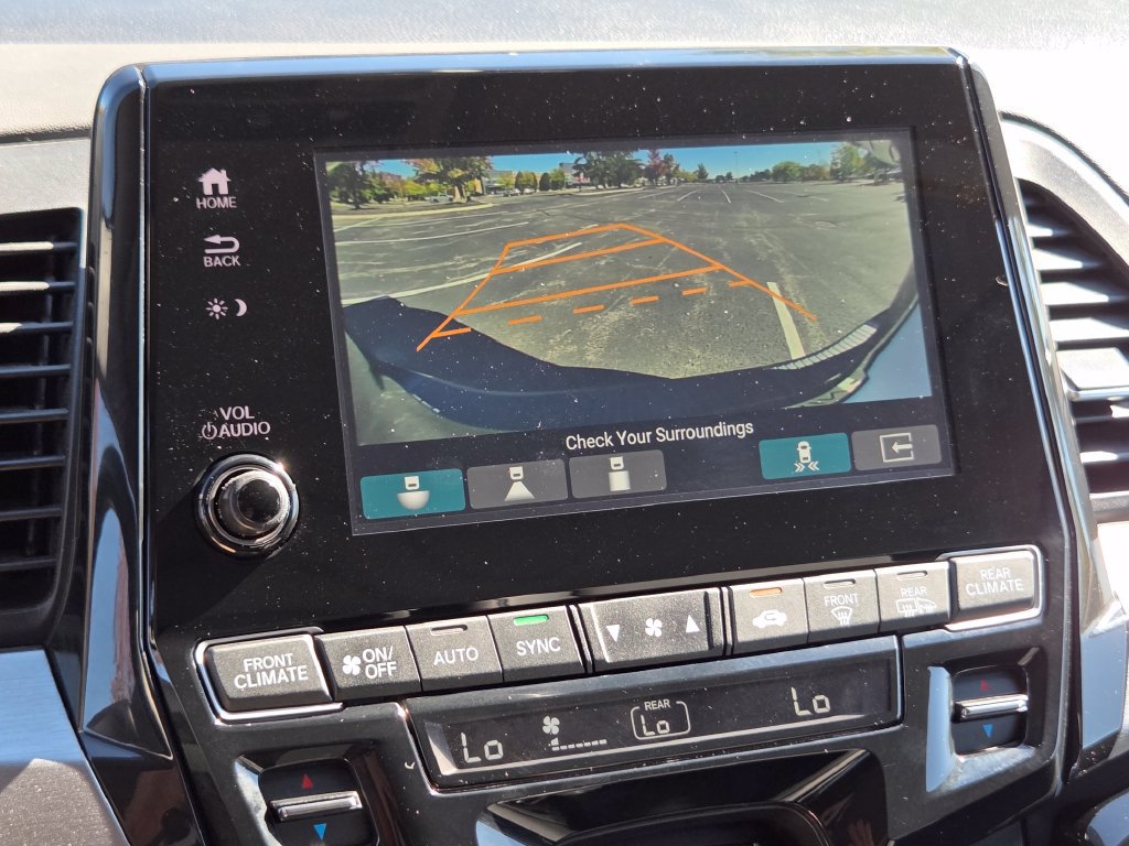 Certified 2024 Honda Odyssey Touring image 7