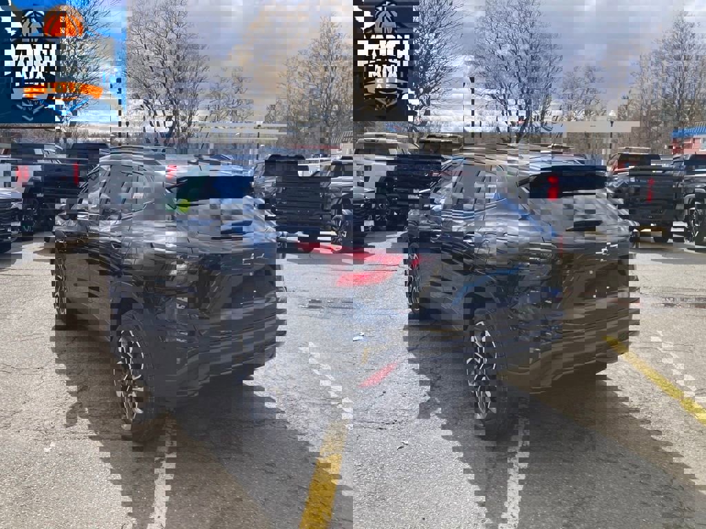 New 2026 Chevrolet Trax RS w/ Driver Confidence Package image 5