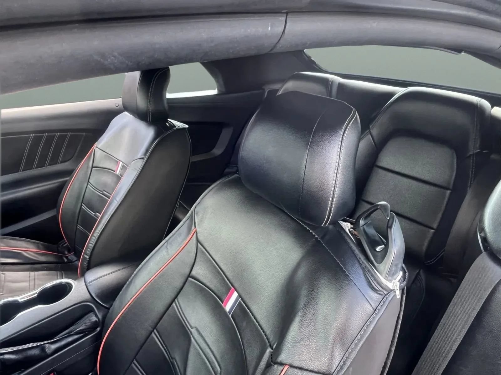 Used 2016 Ford Mustang Premium RWD image 12
