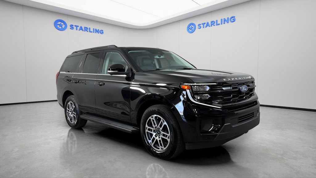 Used 2026 Ford Expedition Active RWD image 13