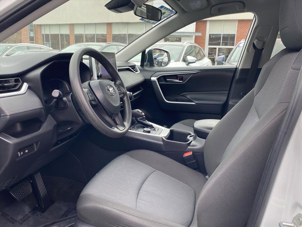 Used 2024 Toyota RAV4 XLE image 15