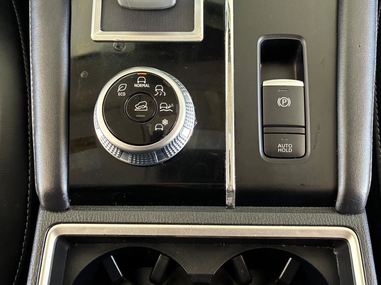 Used 2024 Mitsubishi Outlander SE FWD image 27
