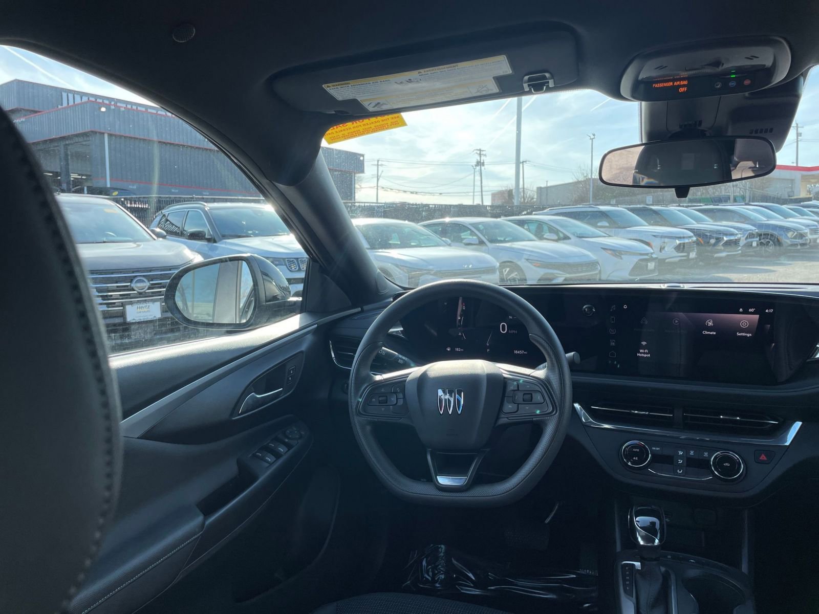 Used 2025 Buick Envista Preferred image 33