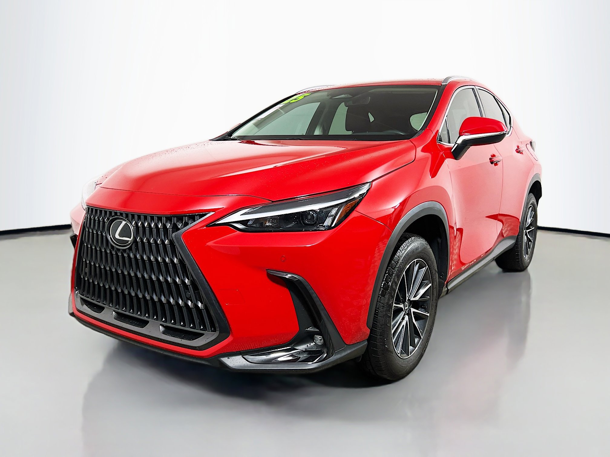 Used 2025 Lexus NX 250 FWD w/ Towing Package (2000 Lbs) image 10