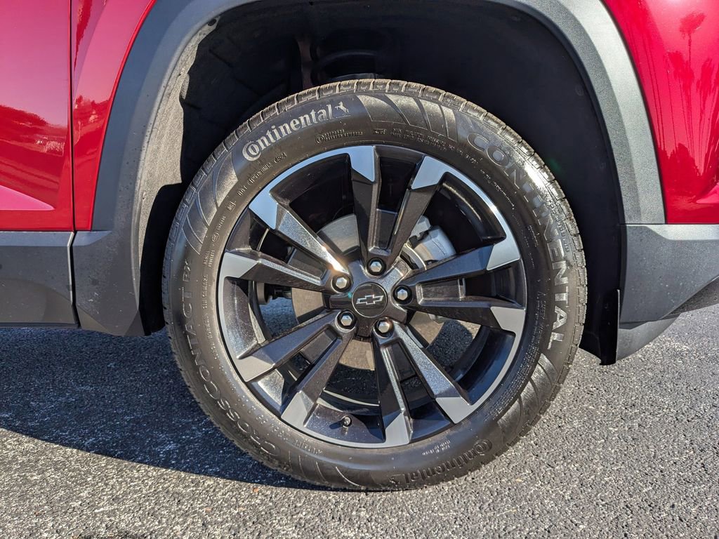 Used 2025 Chevrolet Equinox RS w/ Convenience Package III image 11