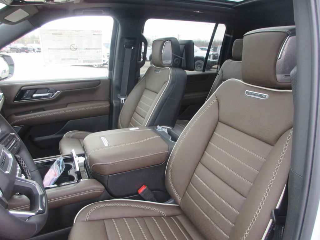 New 2026 GMC Yukon XL Denali Ultimate image 12