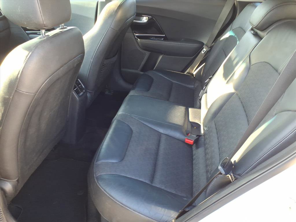 Used 2019 Kia Niro EX image 7