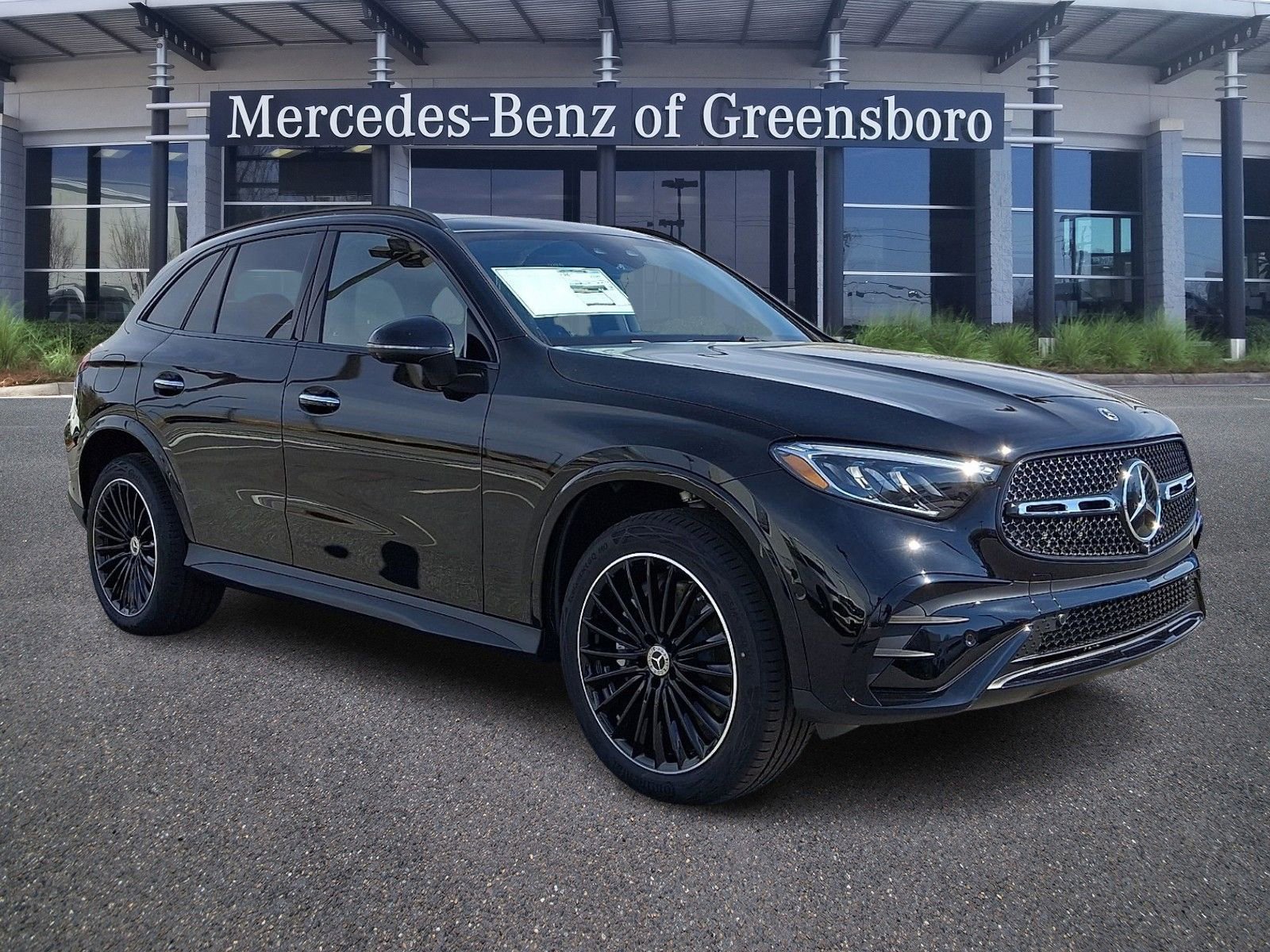 New 2026 Mercedes-Benz GLC 300 4MATIC image 2