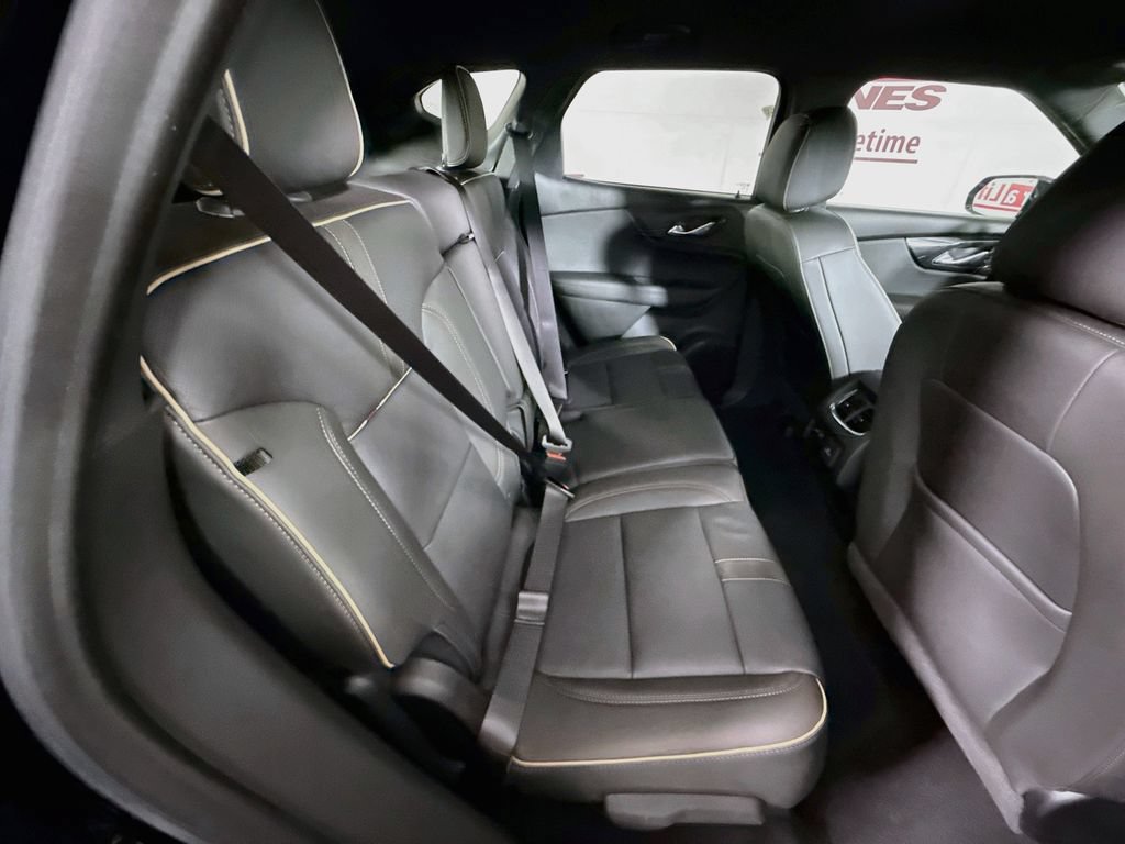 Used 2019 Chevrolet Blazer Premier w/ Driver Confidence II Package AWD/4WD image 32