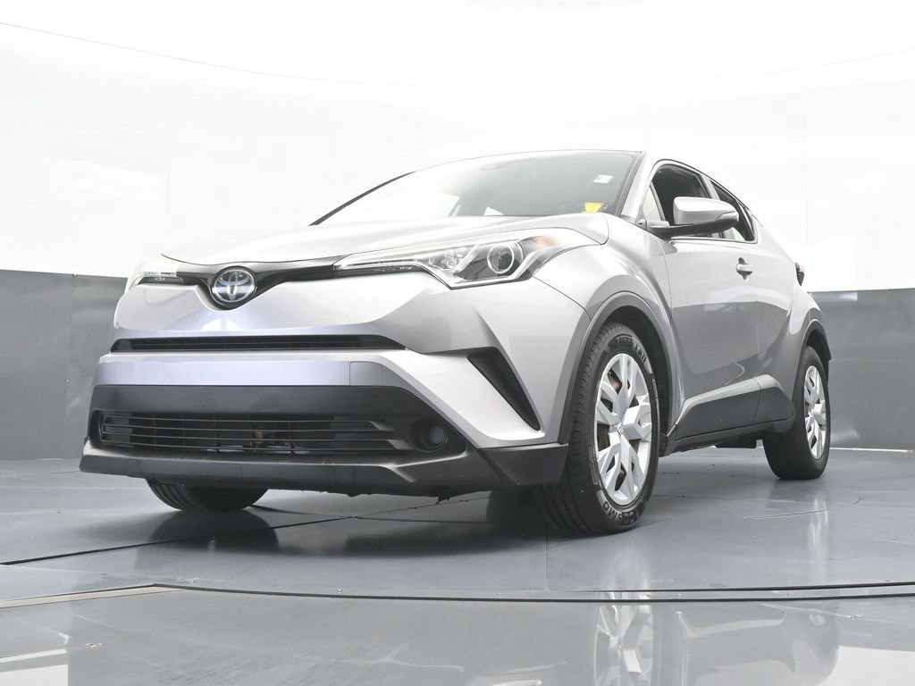 Used 2019 Toyota C-HR LE FWD image 48