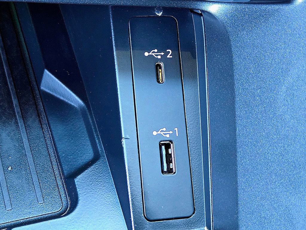 Used 2020 Audi Q3 2.0T Prestige w/ Prestige Package image 18