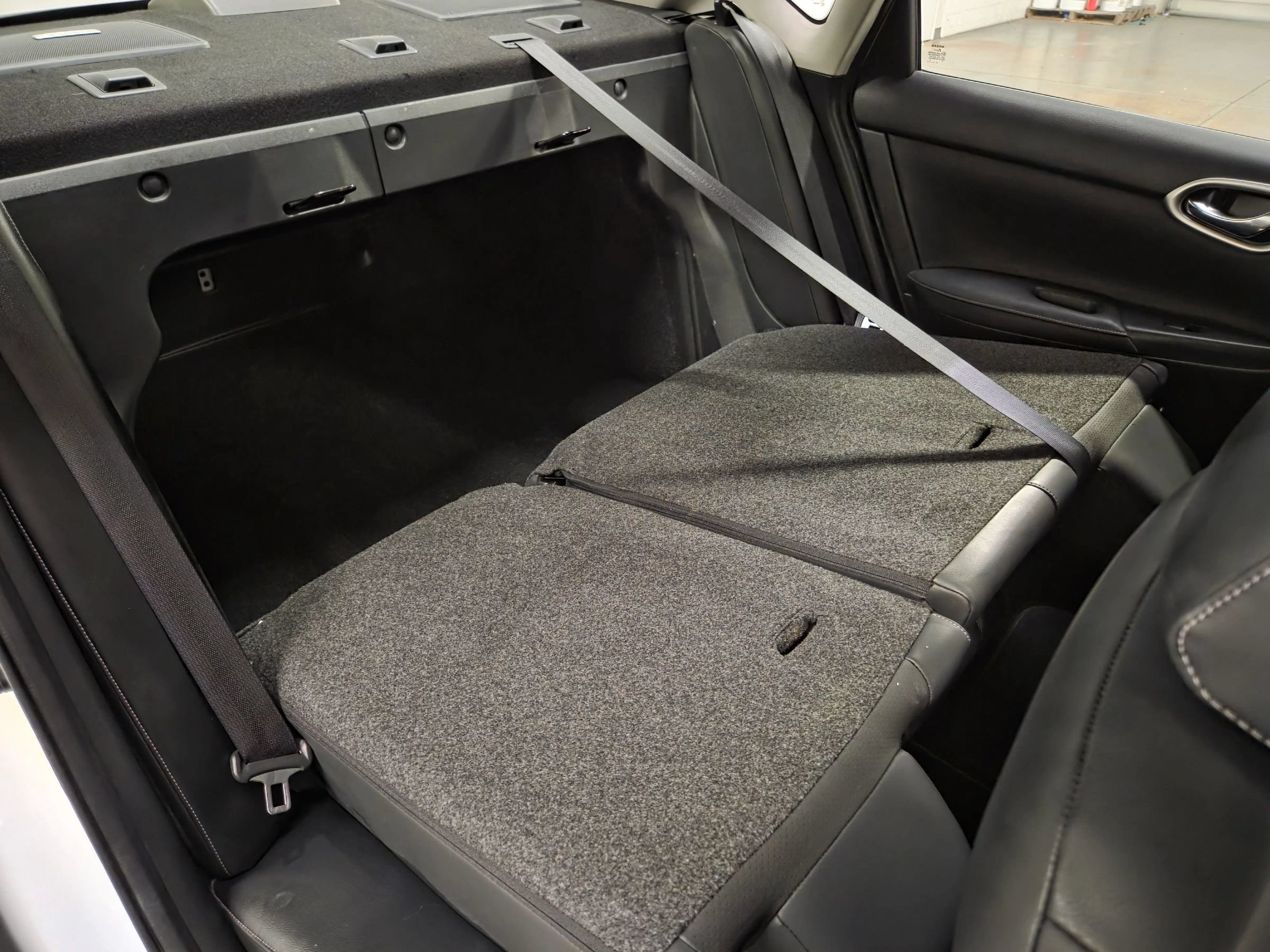 Used 2016 Nissan Sentra SL w/ Technology Package FWD image 39