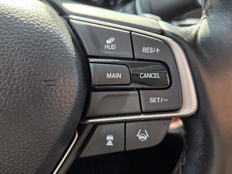 Used 2020 Honda Accord Touring image 33