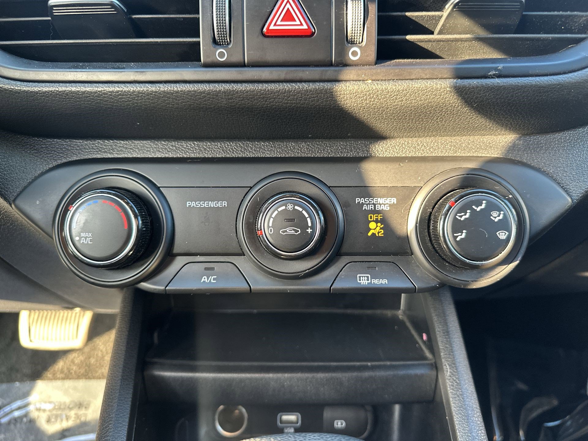 Certified 2024 Kia Forte LXS image 16