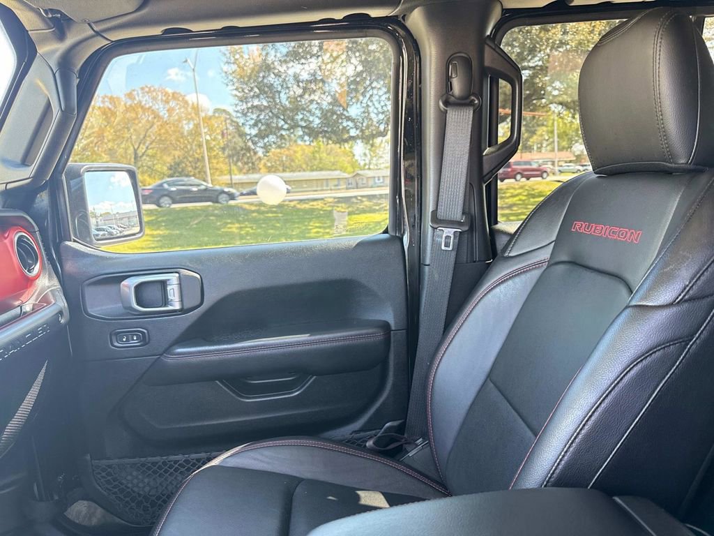 Used 2018 Jeep Wrangler Unlimited Rubicon image 19