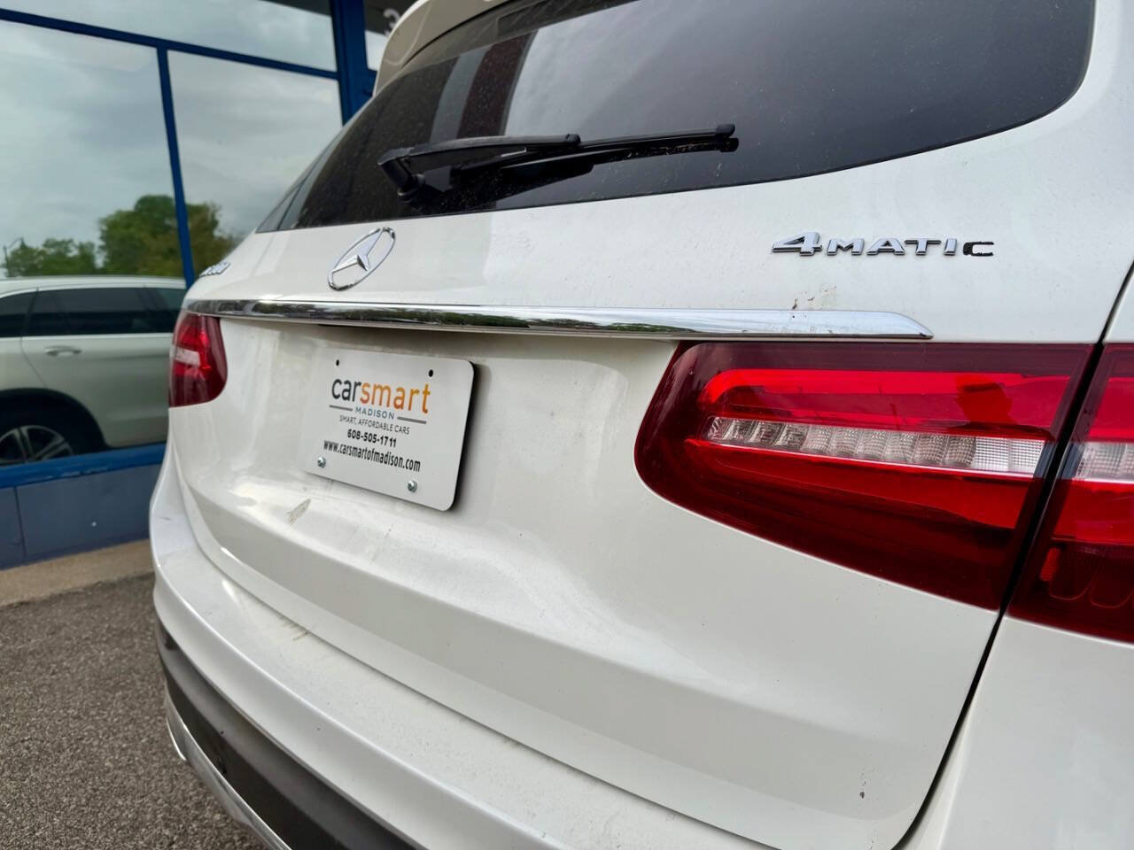 Used 2017 Mercedes-Benz GLC 300 4MATIC image 10