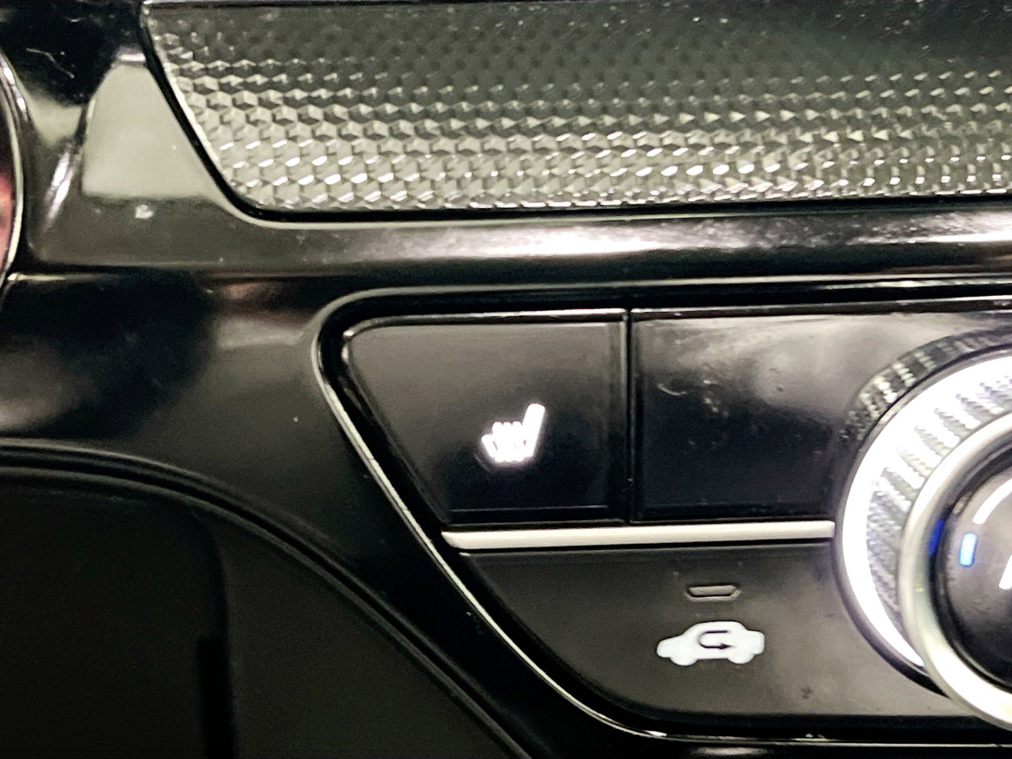 Used 2025 Honda CR-V EX-L image 17