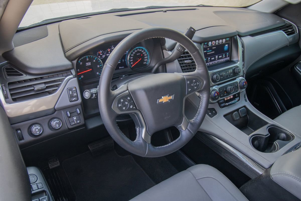 Used 2017 Chevrolet Suburban LT AWD/4WD image 14