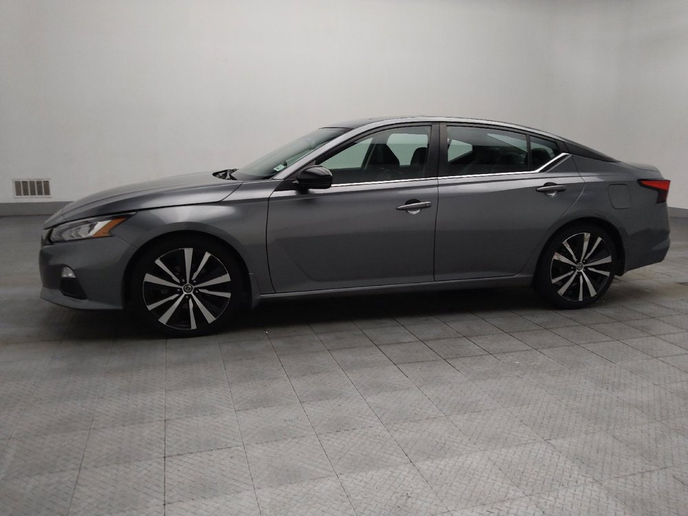 Used 2022 Nissan Altima 2.0 SR FWD image 2