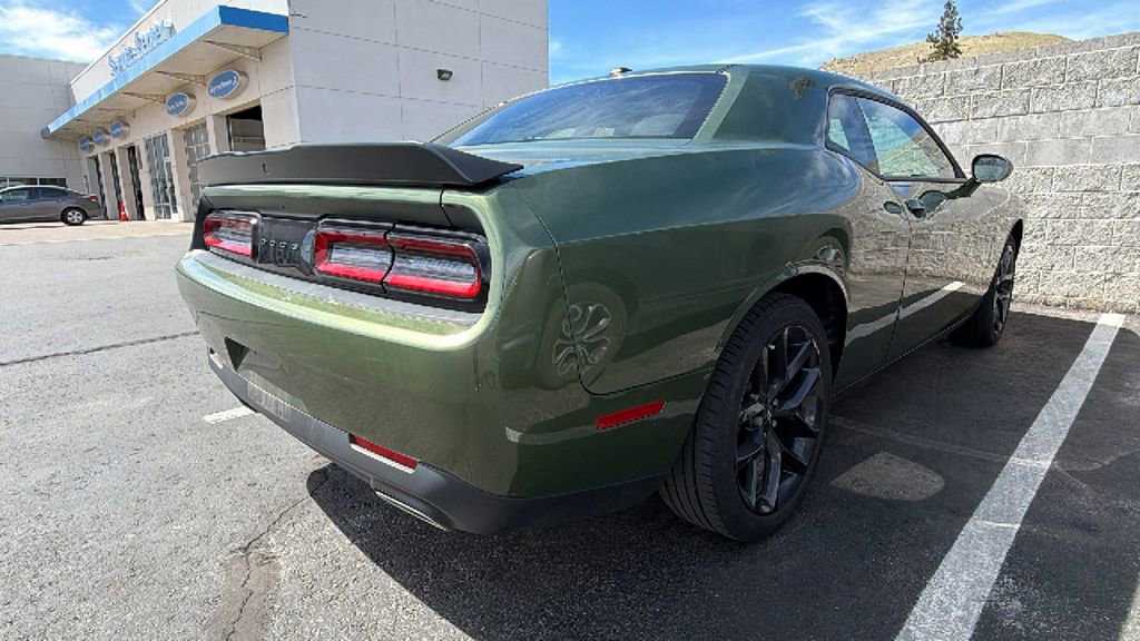 Used 2023 Dodge Challenger SXT w/ Blacktop Package image 2